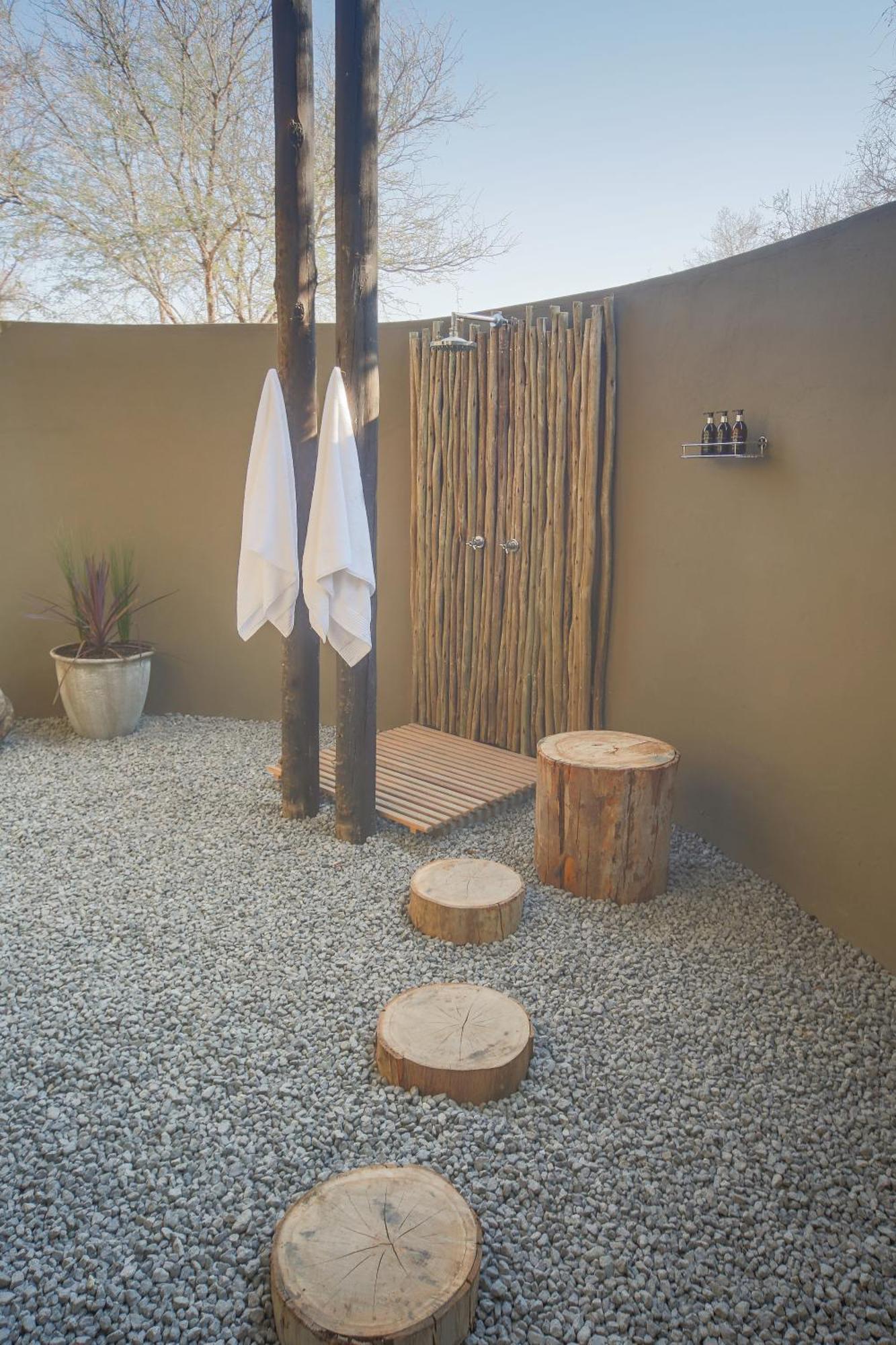 Ntamba Safari Lodge Matlhagame Экстерьер фото