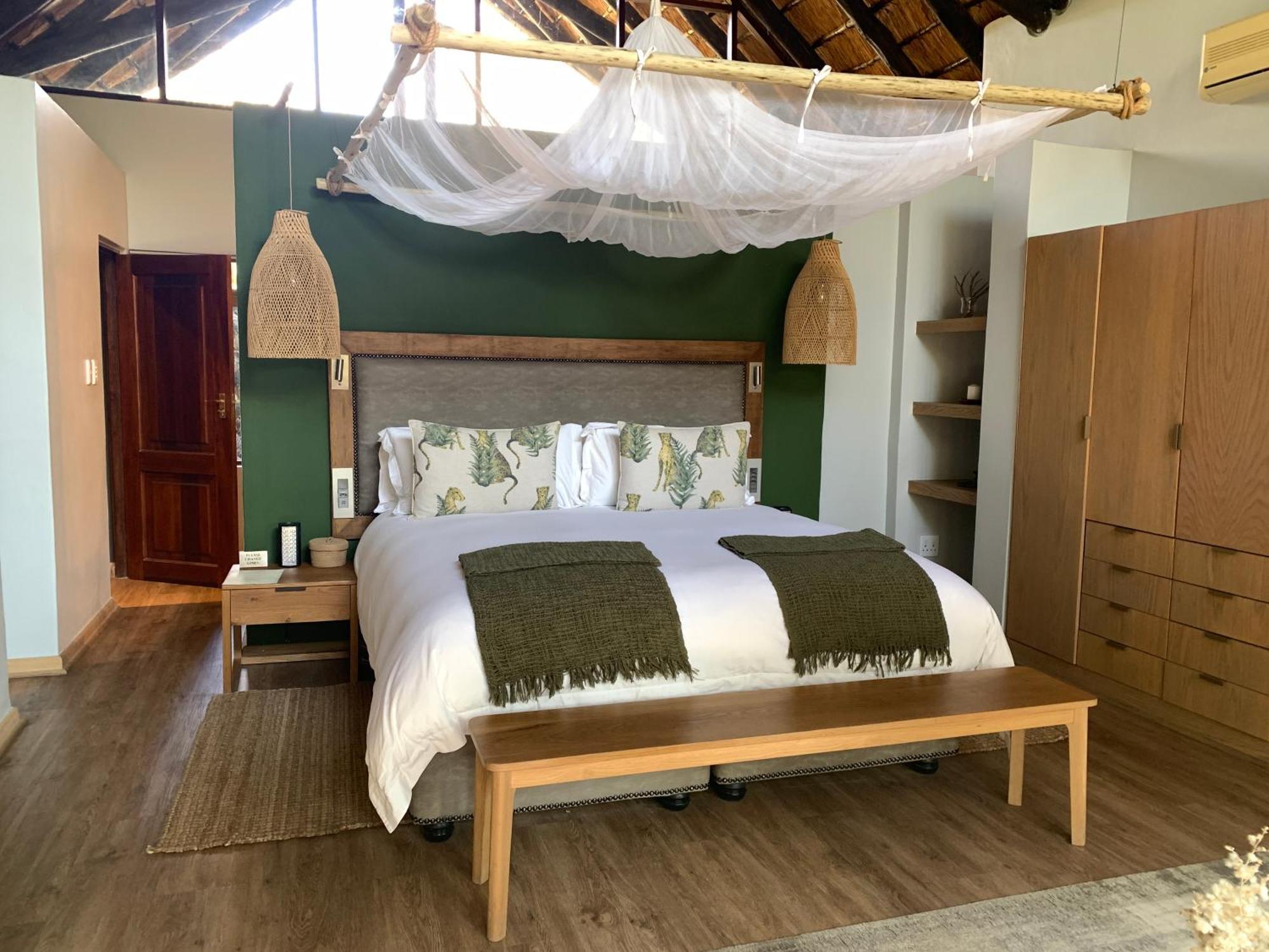 Ntamba Safari Lodge Matlhagame Экстерьер фото